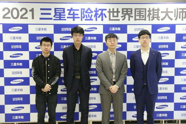 国米CEO马洛塔证实了俱乐部正在与队长劳塔罗进行续约5年谈判的消息。